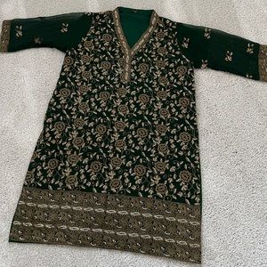Dark Green Agha Noor suit- never worn